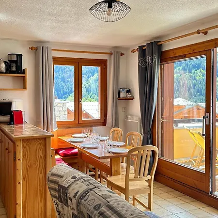 Levasset 2*- 6 Pers - 3 Chambres- Balcon Appartement
